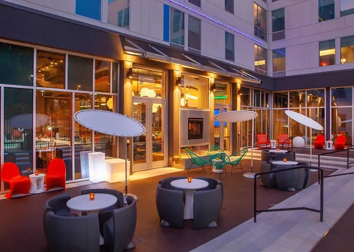 Aloft Omaha West